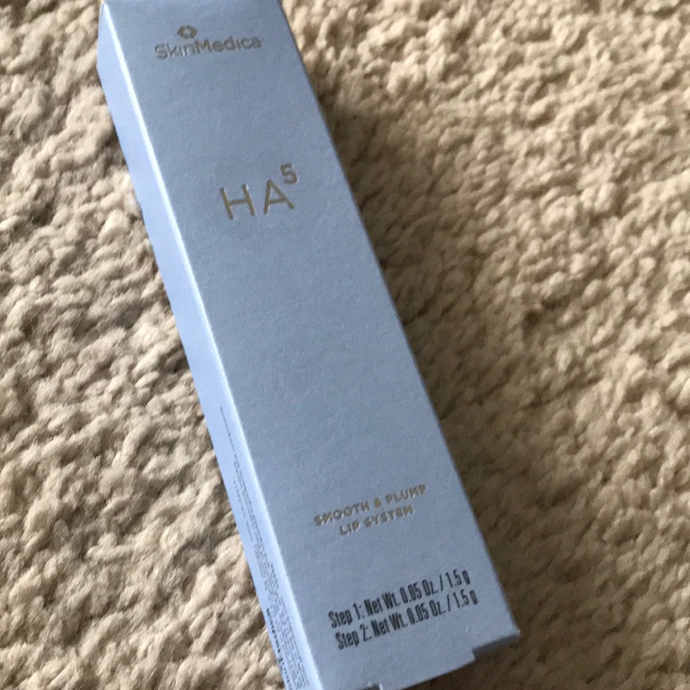 HA5 smooth and plump lip system